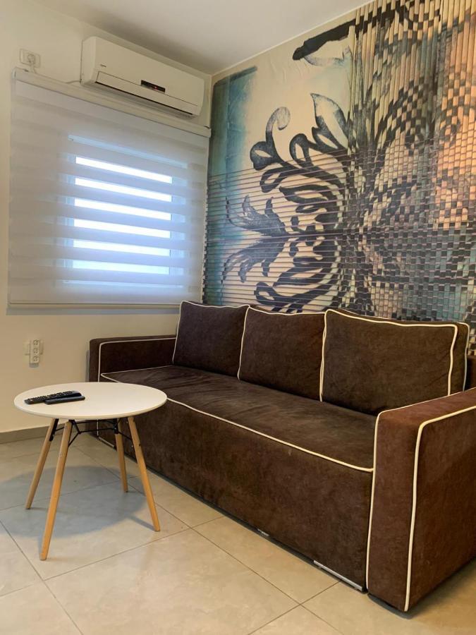 Gk Apartment Harmony Бат-Ям Экстерьер фото