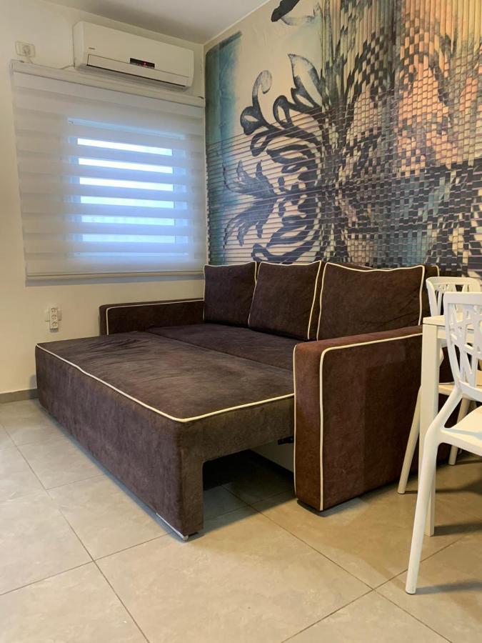 Gk Apartment Harmony Бат-Ям Экстерьер фото