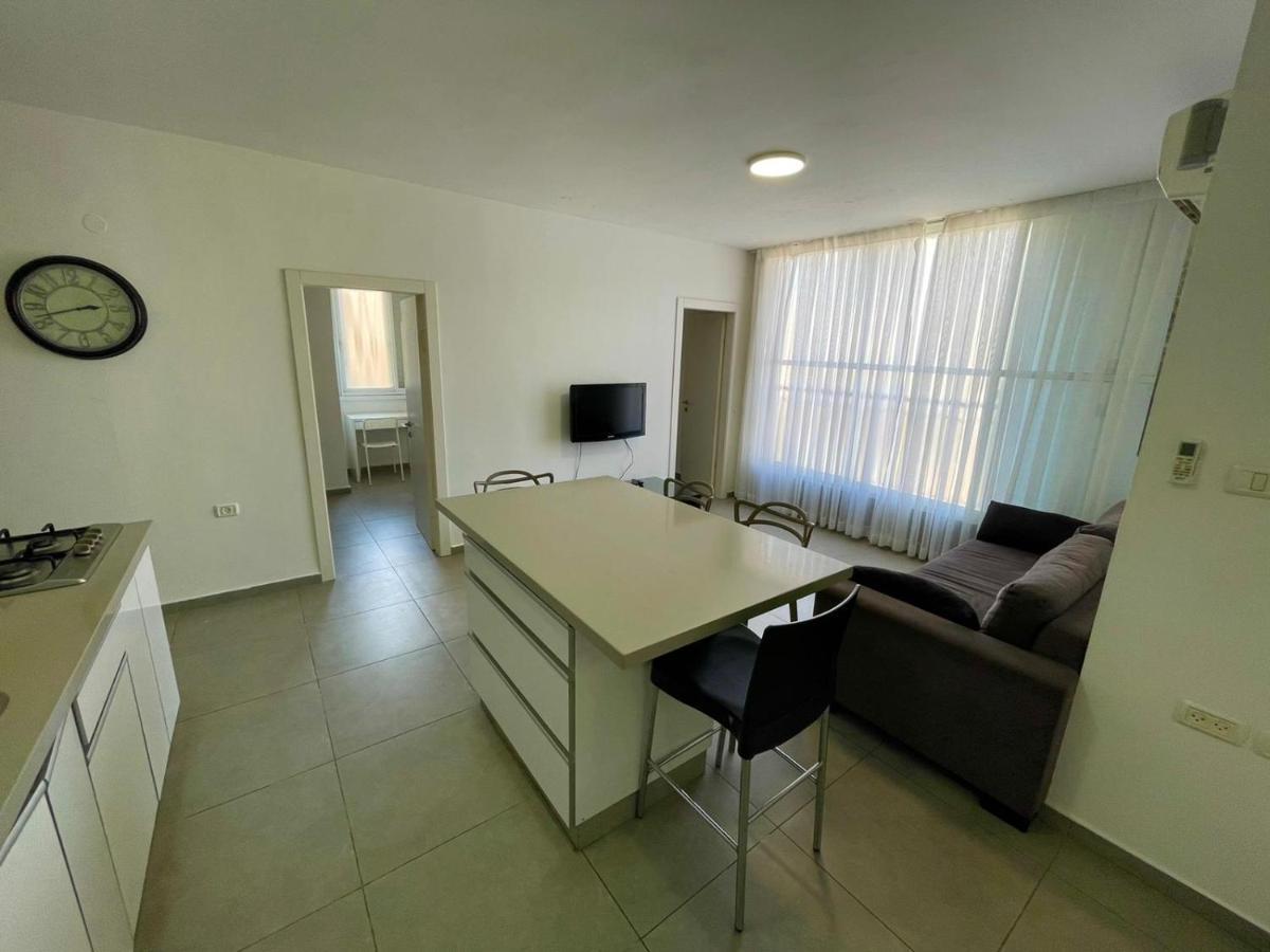 Gk Apartment Harmony Бат-Ям Экстерьер фото