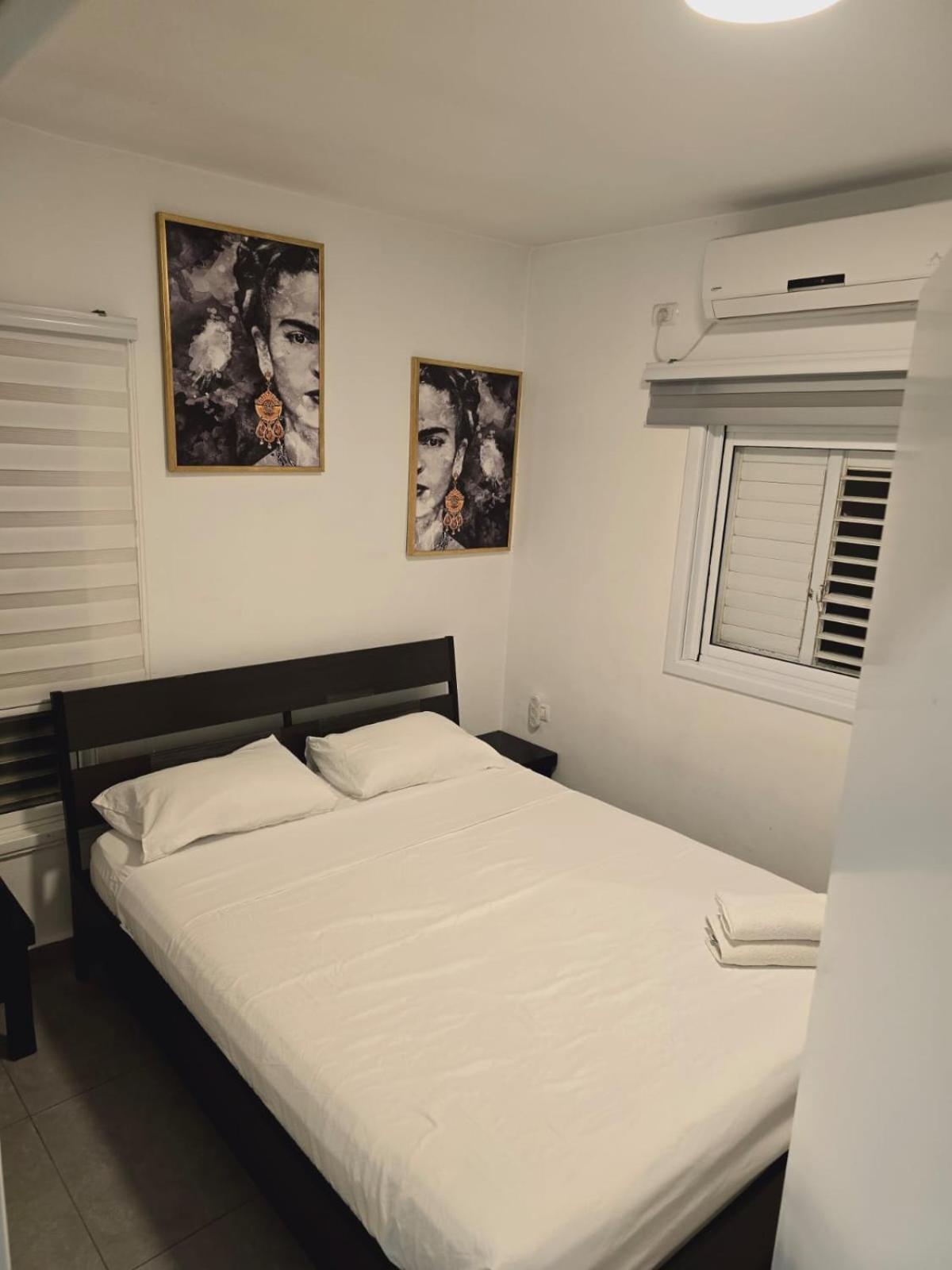 Gk Apartment Harmony Бат-Ям Экстерьер фото